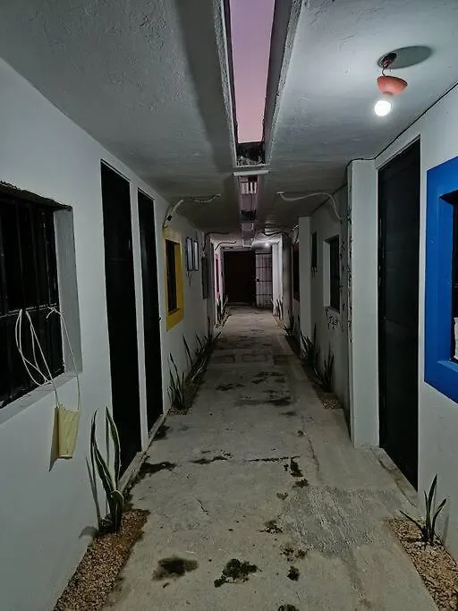 # 7 - Habitacion Comoda Cerca Del Mar. بلايا ديل كارمن